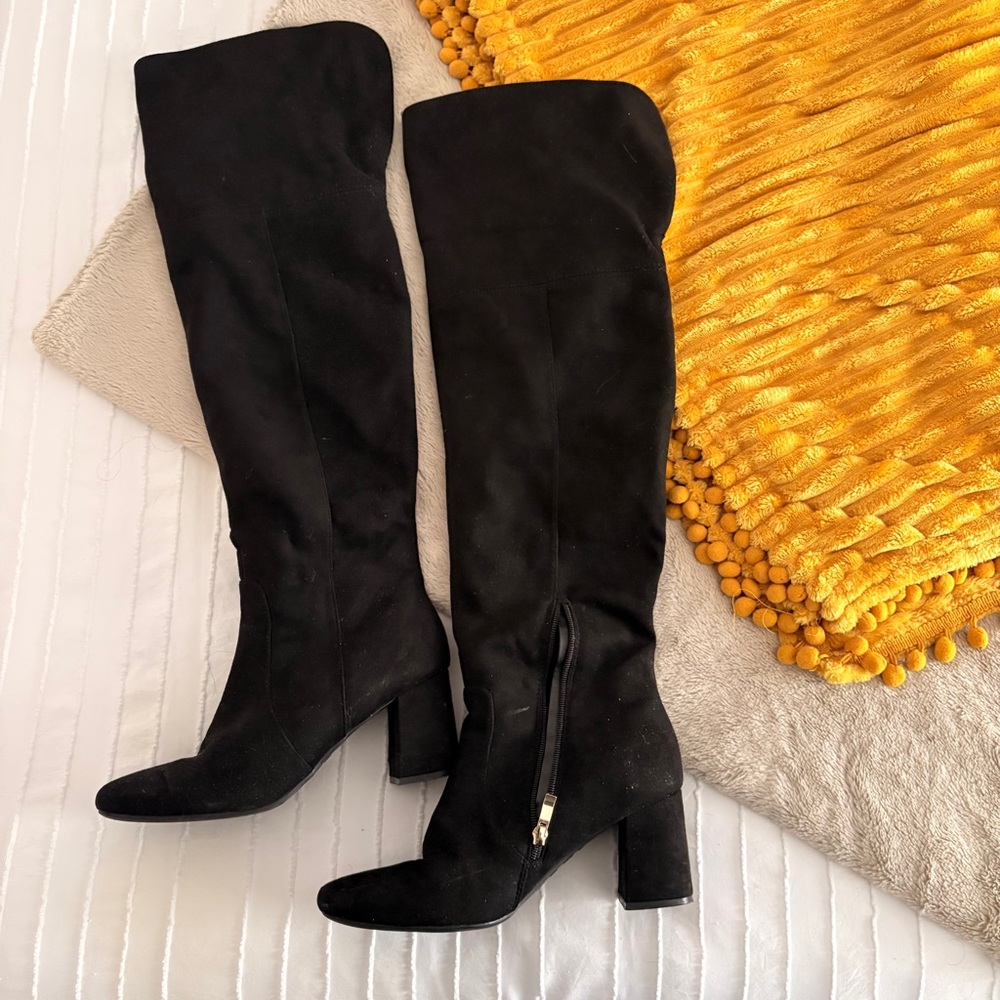 Knee High Boots In Black Suede